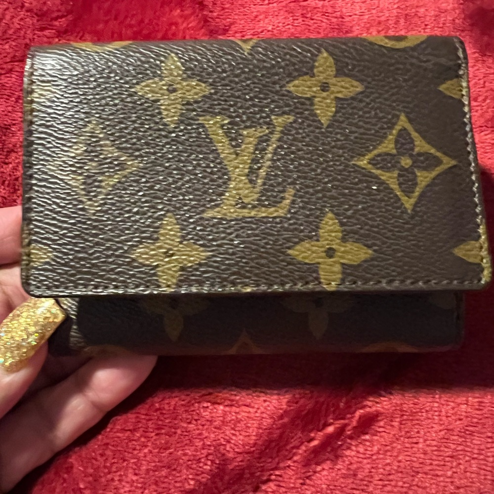 LV VINTAGE WALLET